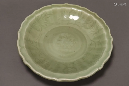 Chinese Ming Dynasty Celadon Charger,