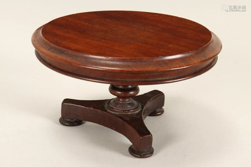 Delightful Apprentice Tilt-Top Table,