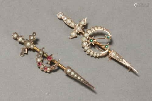 Two Victorian 9ct Gold Brooches,