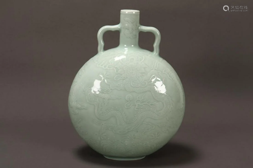 Stunning Chinese Porcelain Moon Flask,