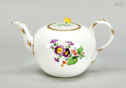 Teapot, Meissen, 1950s, 1st ch