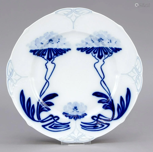 Art Nouveau plate, around 1900