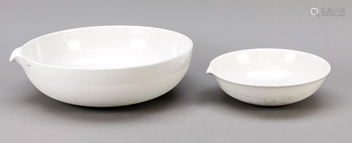 Two round bowls, KPM Berlin, m