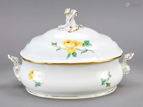 Oval lidded tureen, Meissen, a