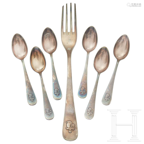 Haus der Deutschen Kunst â€“ a Fork and six Spoons from