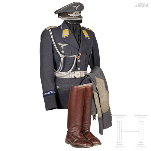 An uniform ensemble for a first lieutenant of the