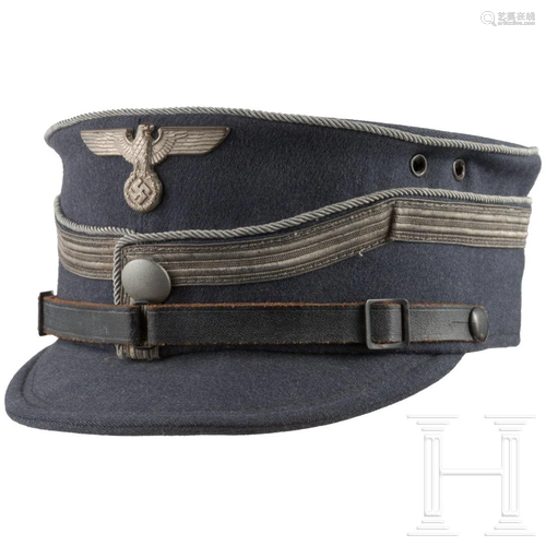 A kepi for OberfÃ¼hrer to BrigadefÃ¼hrer (General's