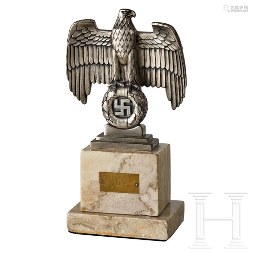 A National Desk Eagle