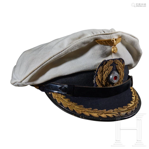 A white top summer cap for Senior Officers of the