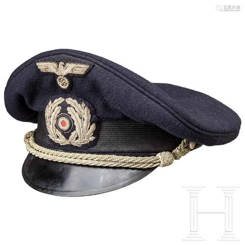 A visor hat for an officer in administration of the