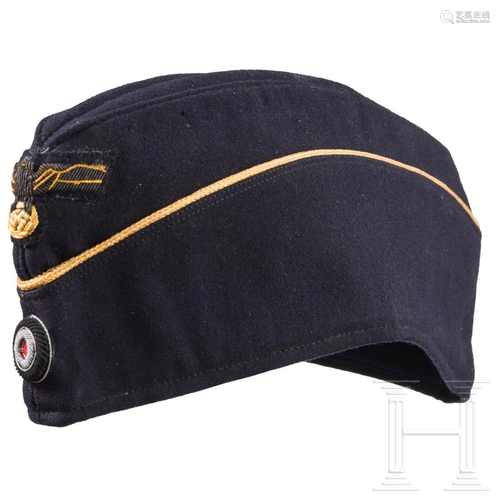 A garrison cap for naval officers