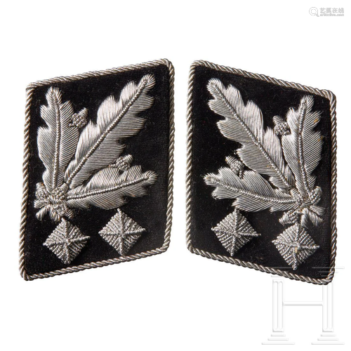 A Pair of Collar Tabs for SS-ObergruppenfÃ¼hrer