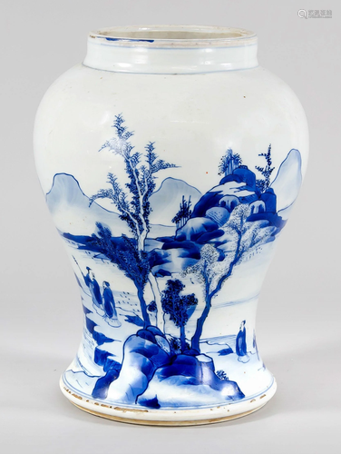 Blue and white vase, China, 17