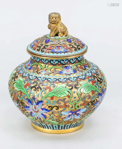 Champ-levÃ©e cloisonnÃ© lidded j