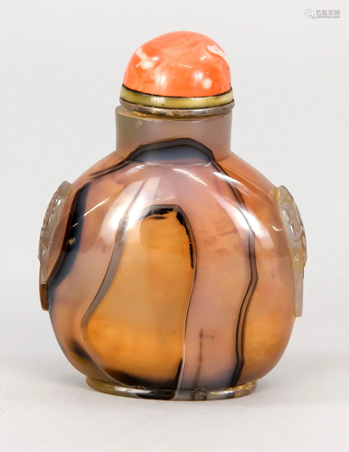 Snuffbottle, China, 19th c., b