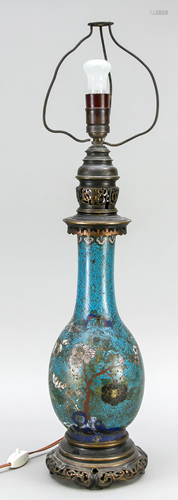 Lamp with cloisonnÃ© vase base,