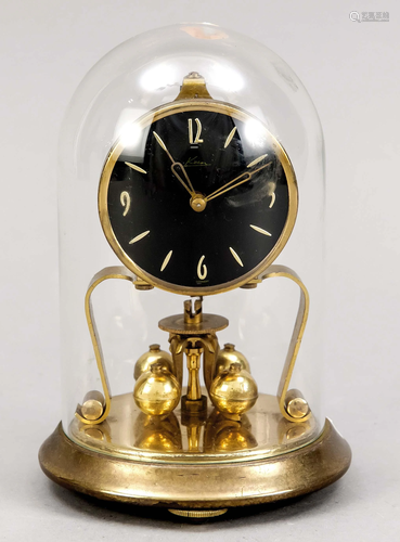 Annual clock under glass linte