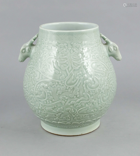 Large vase, China, 19th/20th c