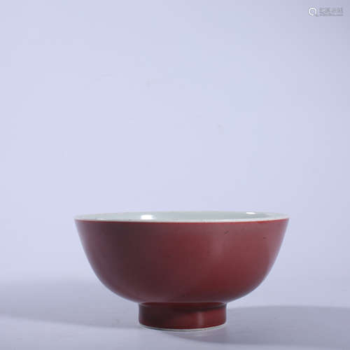 Jiajing red glazed bowl in Ming Dynasty