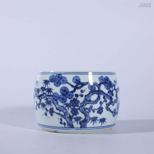 Ming Dynasty Xuande blue and white pine bamboo plum covered ...