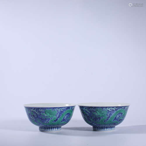 A pair of dragon bowl in Kangxi of Qing Dynasty