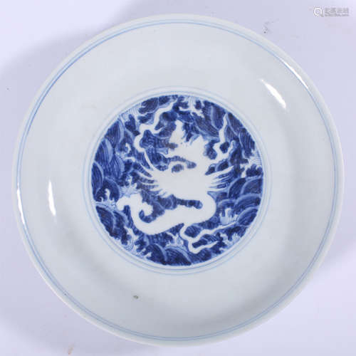 Blue and white dragon plate in Chenghua of Ming Dynasty