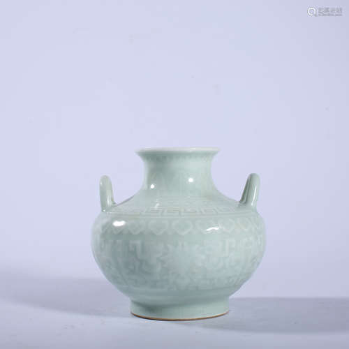 Qing Dynasty Qianlong green glazed pot