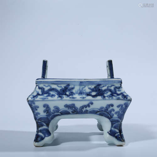 Blue and white dragon pattern censer in Wanli of Ming Dynast...