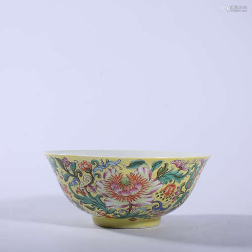 Qing Dynasty Qianlong pastel flower bowl