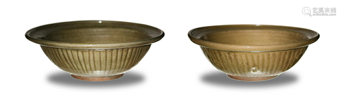 Two Chinese Celadon Longquan Bowls, Yuan