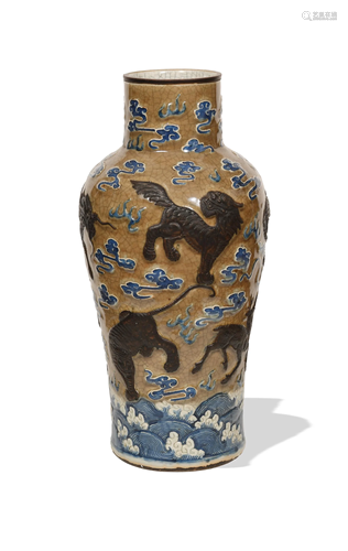 Chinese Ge Glazed Blue and White Vase, 19th Century