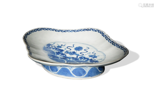 Chinese Blue and White Quatrefoil Platter, 19th Century