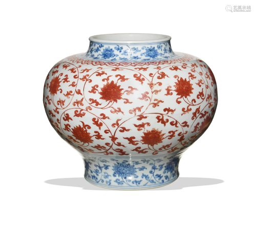 Iron Red with Blue and White Jar, Zhengde period