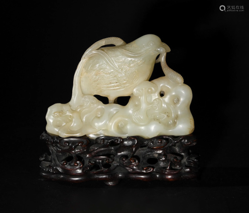 Chinese Jade Carving of a Bird, 18th Century