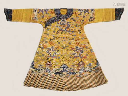 Qing Dynasty - Embroidered Dragon Robe