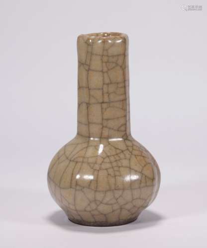 Song Dynasty - Ge Ware Vase