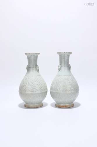 pair of chinese hutian kiln floral pattern vases