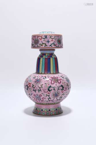 chinese famille rose porcelain floral pattern  vase