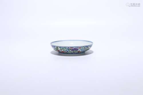 chinese doucai porcelain floral pattern dish