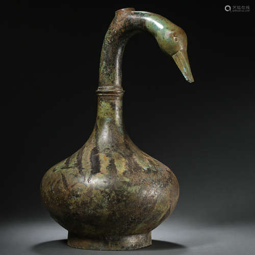 CHINESE BRONZE DUCK HEAD POT, HAN DYNASTY