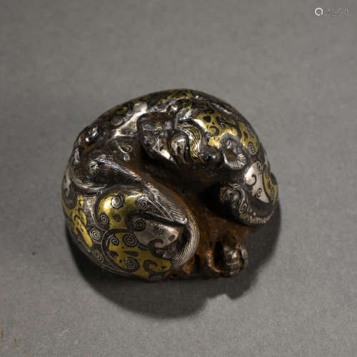 CHINESE BEAST INLAID WITH GOLD, WARRING STATES PERIOD