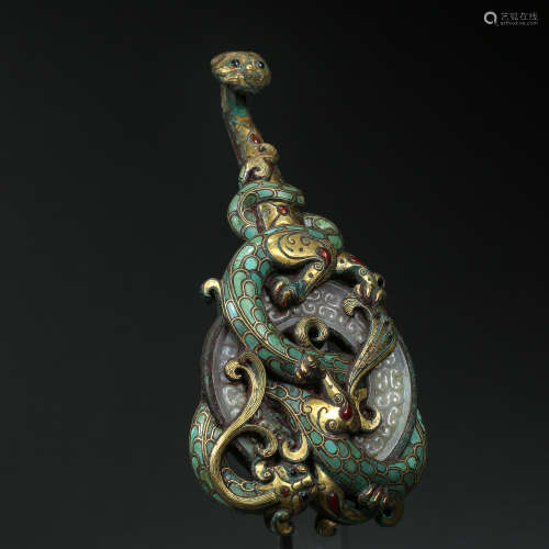BELT HOOK INALID WITH GOLD AND SILVER, WARRING STATES PERIOD...