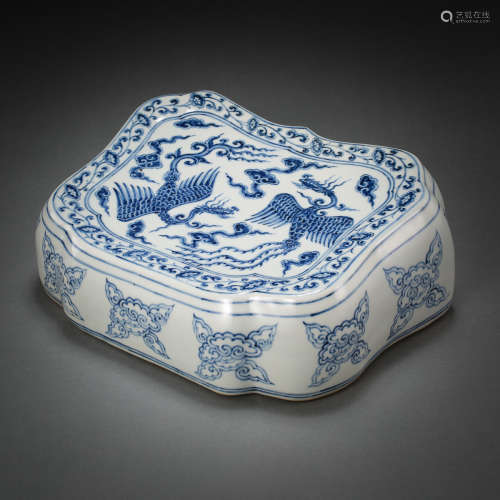 BLUE AND WHITE PILLOW, YUAN DYNASTY, CHINA