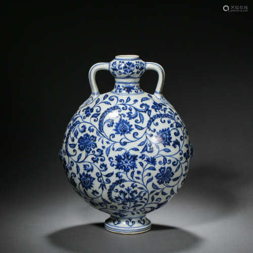 CHINESE MING DYNASTY BLUE AND WHITE FLAT BOTTLE