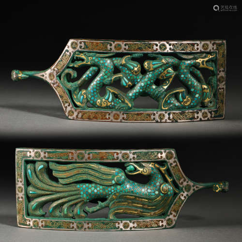 A SET OF DRAGON AND PHOENIX BELT HOOKS INLIAD WITH GOLD, SIL...