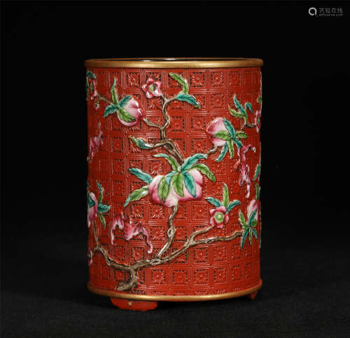 Qianlong pink color nine peach penholder in Qing Dynasty