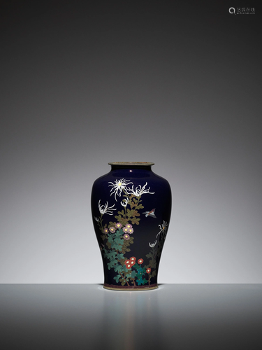 A CLOISONNE ENAMEL VASE WITH SPARROW AND FLOWERS