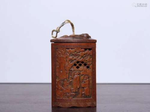 旧藏-文房雅器，老竹雕人物故事诗文四方香囊。