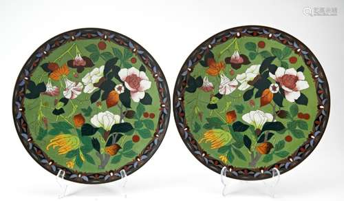 PAIR OF JAPANESE CLOISONNE DISHES MEIJI PERIOD 30cm diam