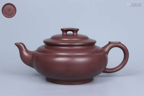 Dark-red Enameled Pottery by GubJingzhou